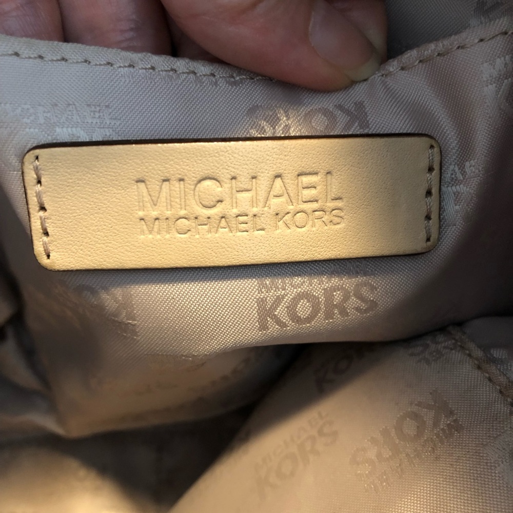 Michael Kors tan patent leather double handle tote - Picture 6 of 14